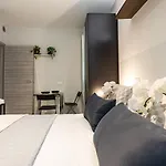 Taormina Apartment *